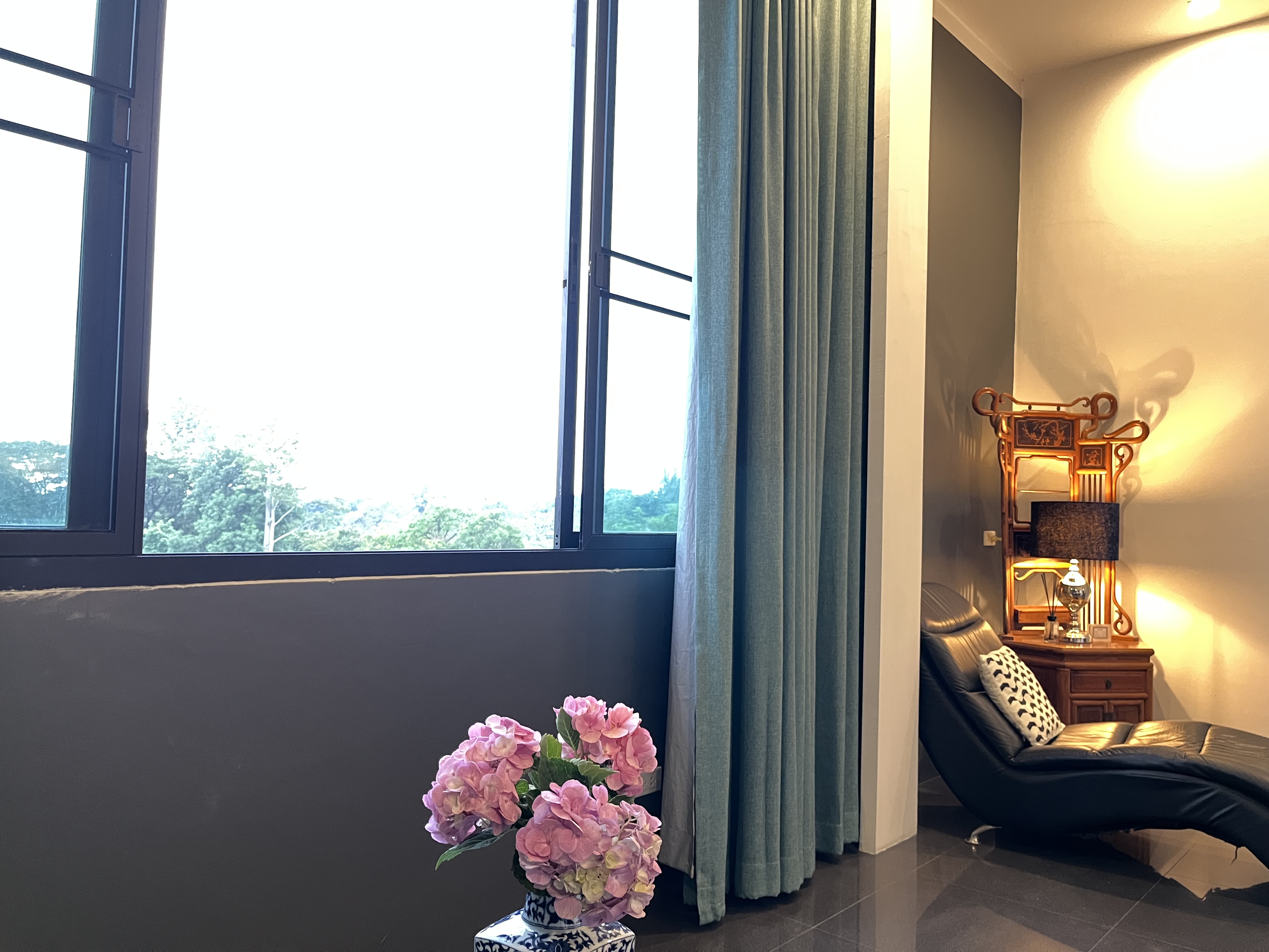 Mountain Suite - Image 2